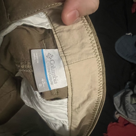 Columbia Men’s Shorts - Picture 3 of 3